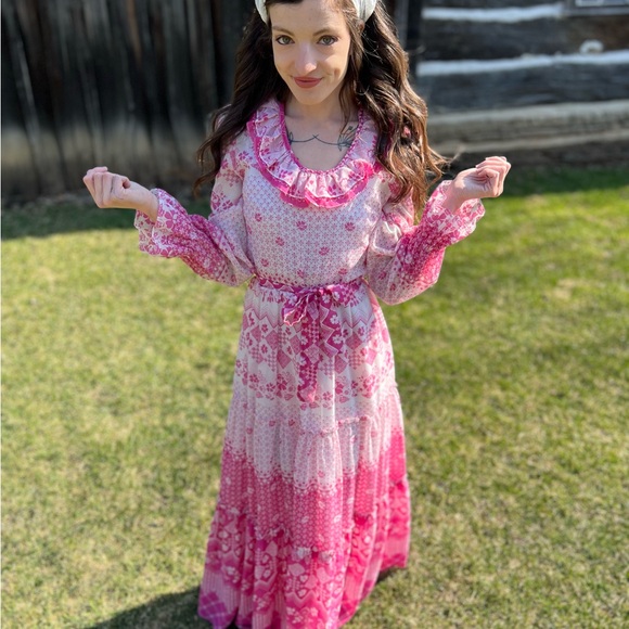 Pink Patterned Maxi Dress - Picture 2 of 3
